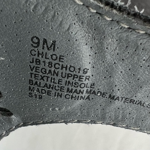 JBU by Jambu Chloe Gray Vegan Leather Laser Cut Wedge Sandals With Memory Foam 9 - Picture 12 of 15